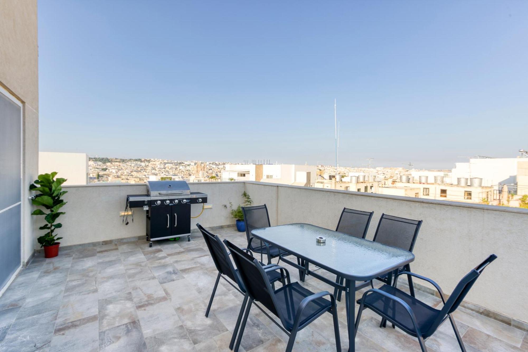 Annitchka Mansions - Penthouse In Central Malta Birkirkara Exterior photo