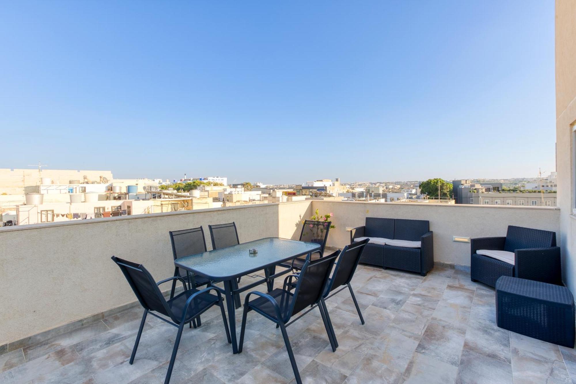 Annitchka Mansions - Penthouse In Central Malta Birkirkara Exterior photo